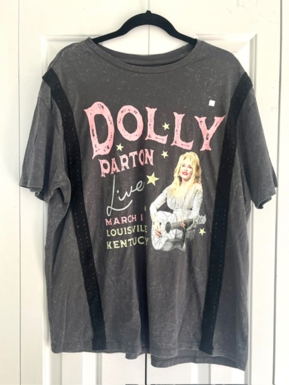 Dolly Parton Graphic T-shirt with Black Lace Size XL NWOT